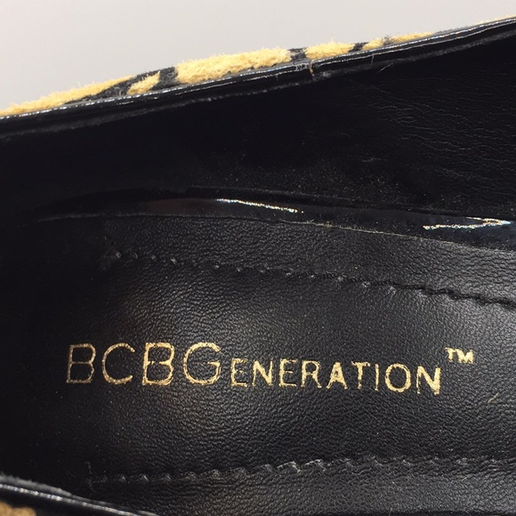 BCBGeneration Ladies Animal Print Heels Pumps Size 6 - Picture 6 of 11